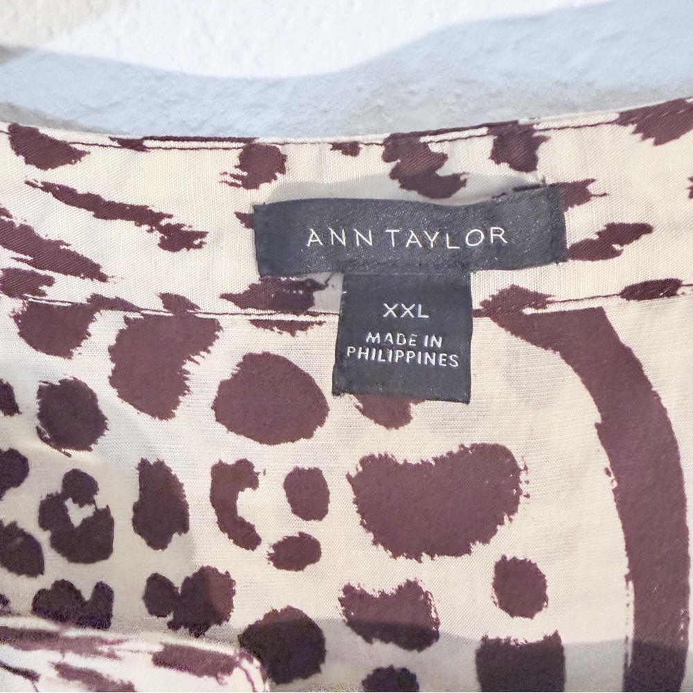 Ann Taylor woman’s Animal Print Blouse size XXL puff sleeve sophisticated career - Picture 4 of 8